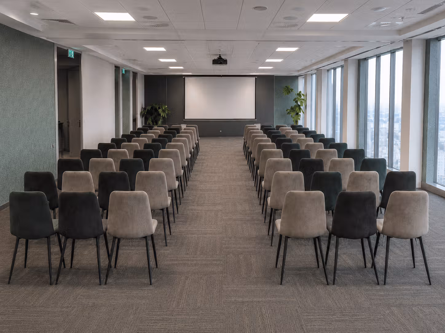 Sala eventowa WE EVENT na 32. piętrze Warsaw Trade Tower, Chłodna 51, Warszawa Wola